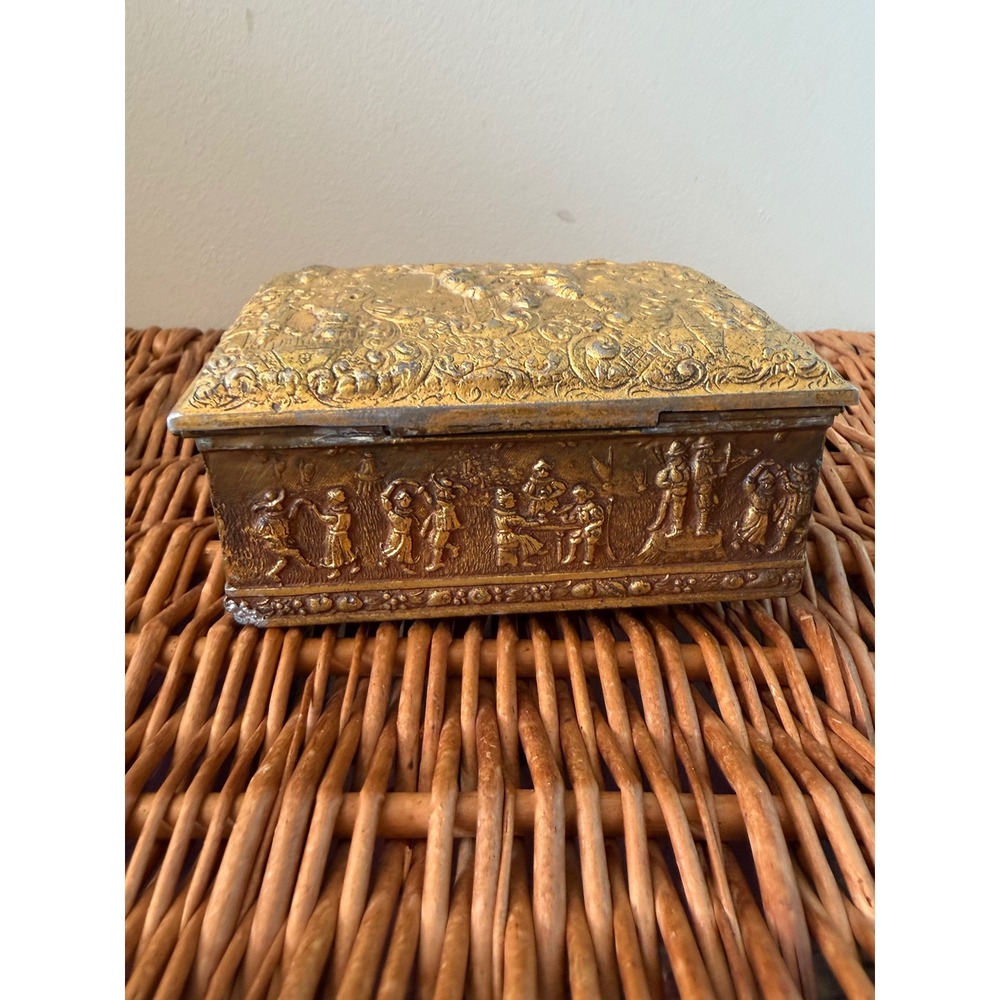Vintage Ornate Gold Tone Brass Metal Tavern Scene Repousse Jewelry Trinket Box